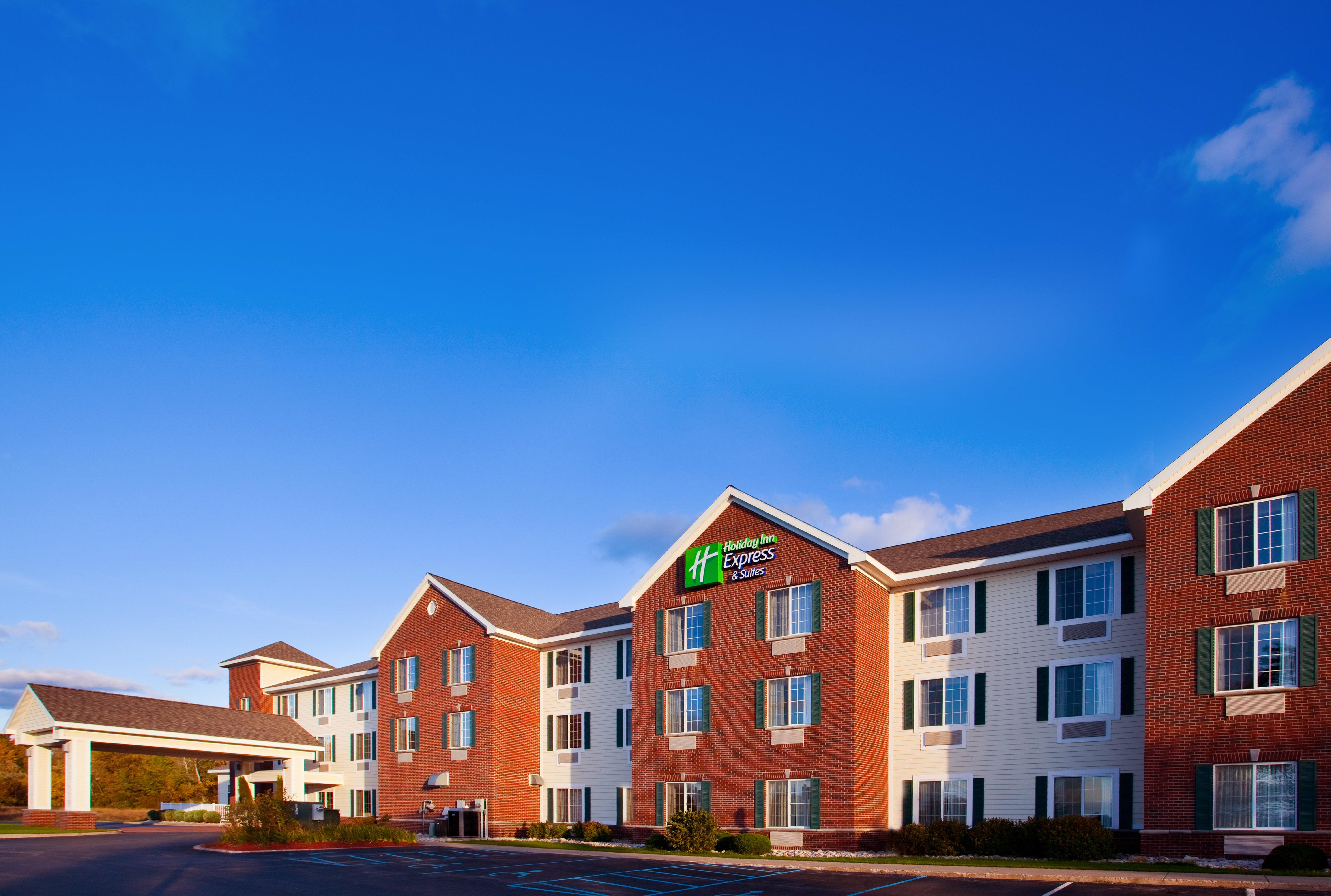 Holiday Inn Express Hotel & Suites Acme-Traverse City By Ihg Екстериор снимка