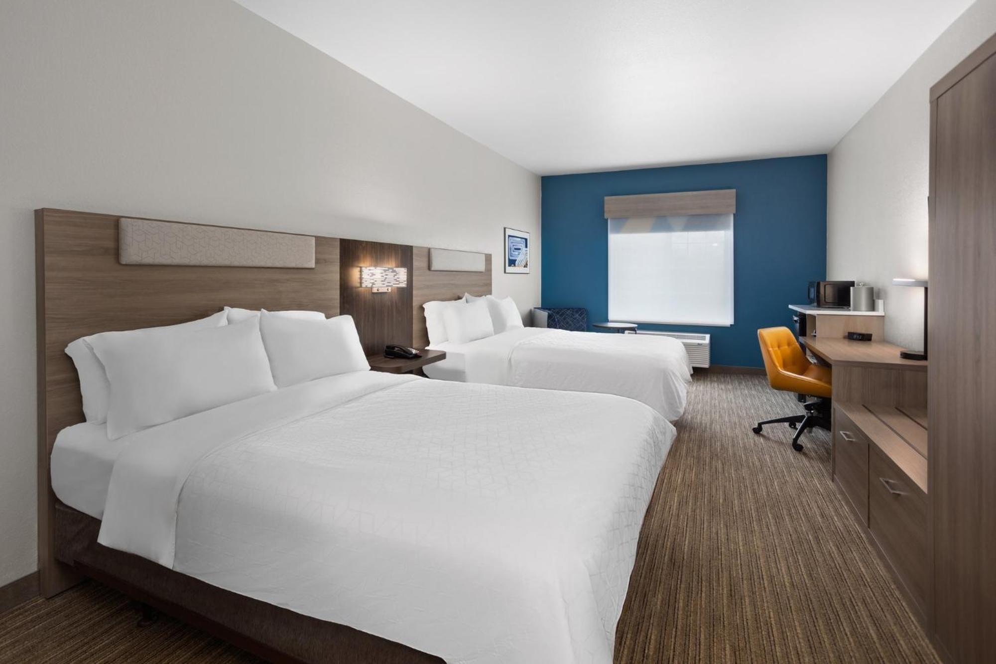 Holiday Inn Express Hotel & Suites Acme-Traverse City By Ihg Екстериор снимка