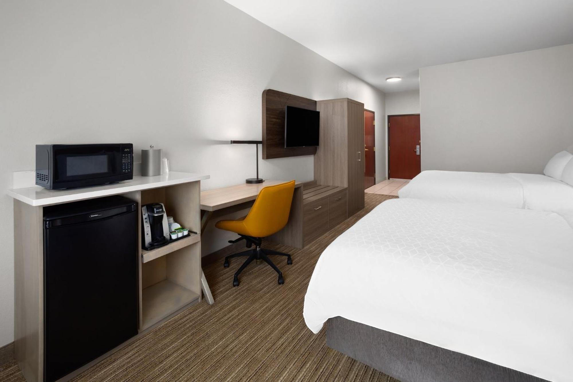 Holiday Inn Express Hotel & Suites Acme-Traverse City By Ihg Екстериор снимка