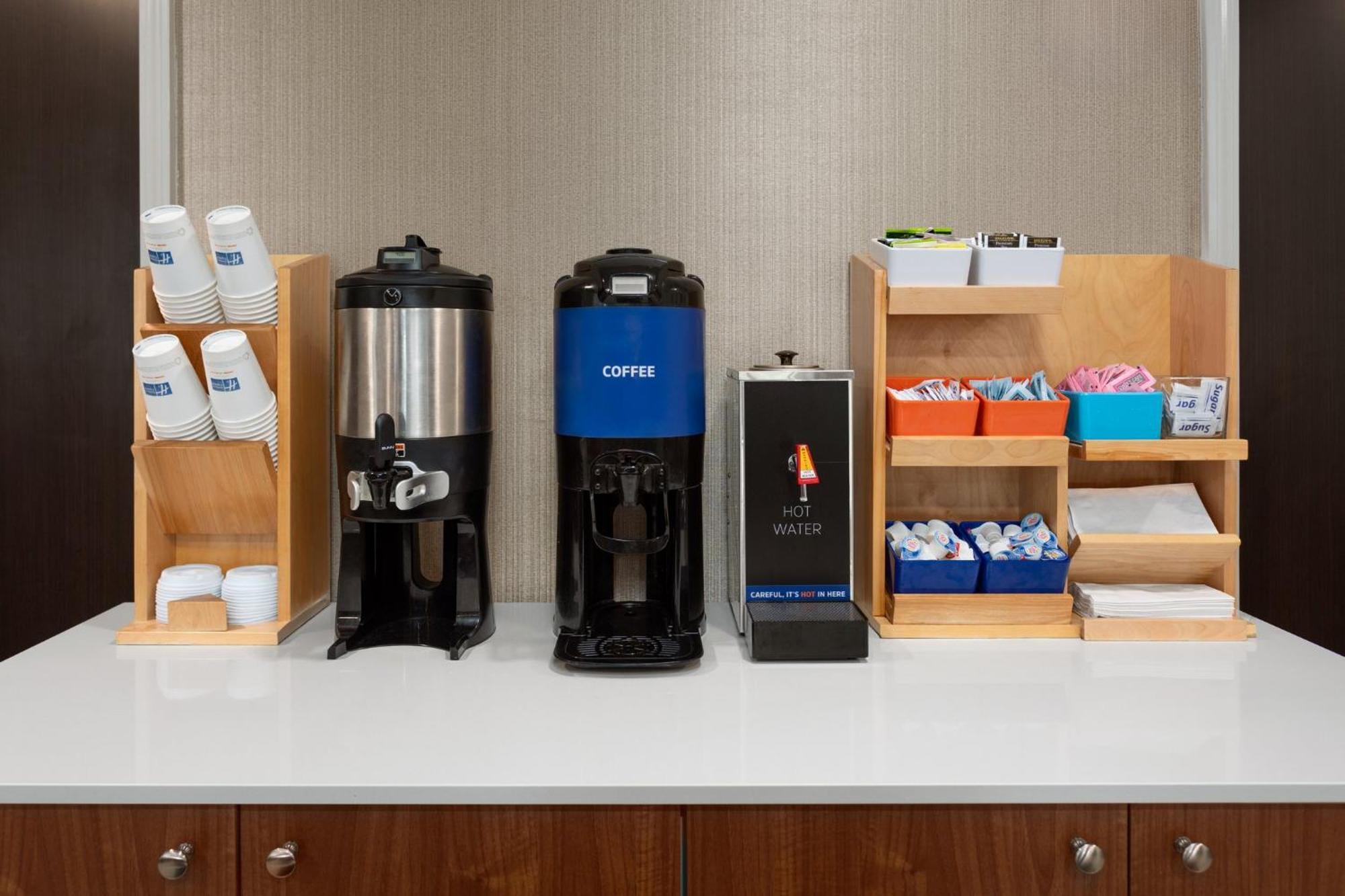 Holiday Inn Express Hotel & Suites Acme-Traverse City By Ihg Екстериор снимка