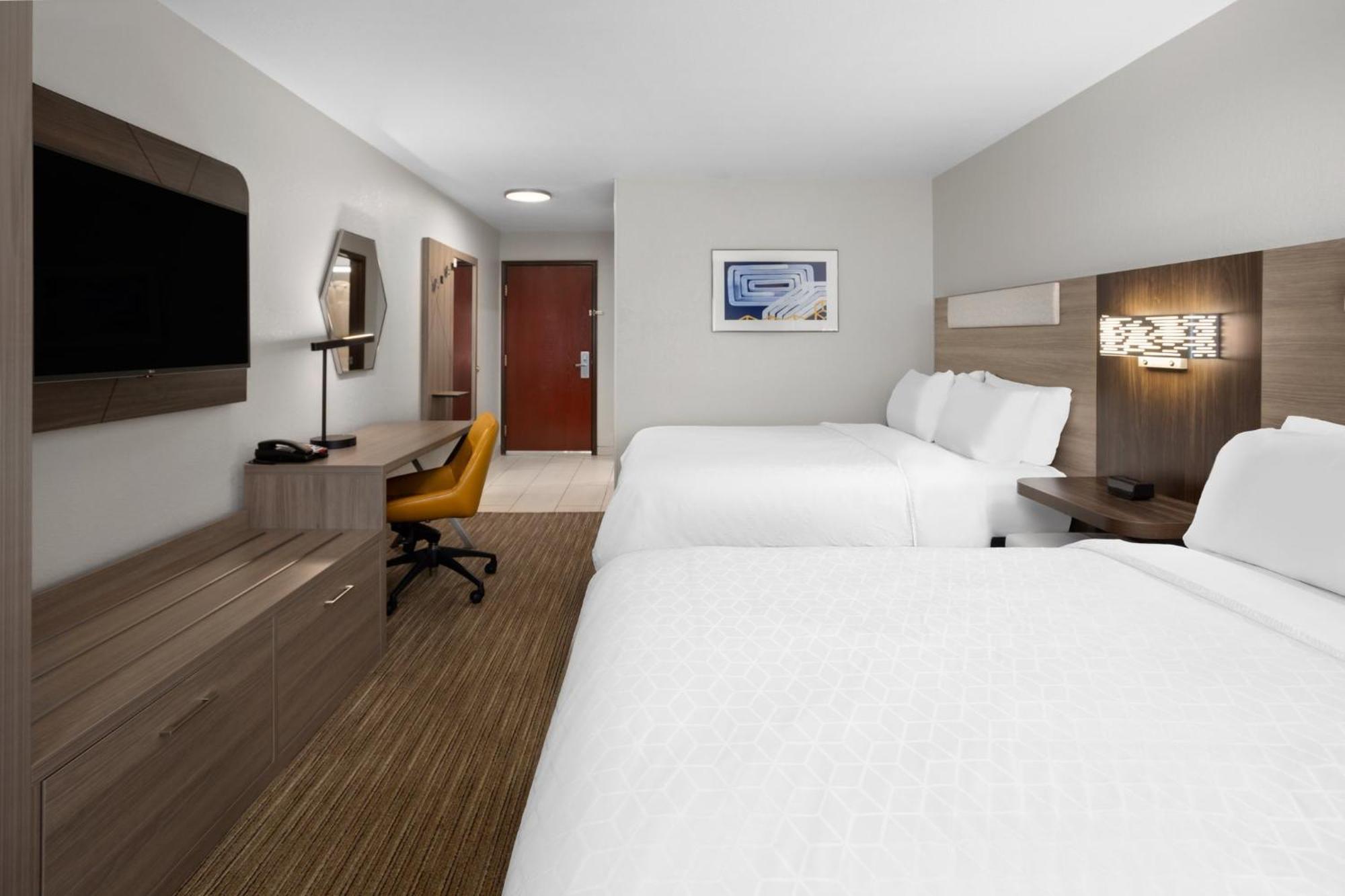 Holiday Inn Express Hotel & Suites Acme-Traverse City By Ihg Екстериор снимка